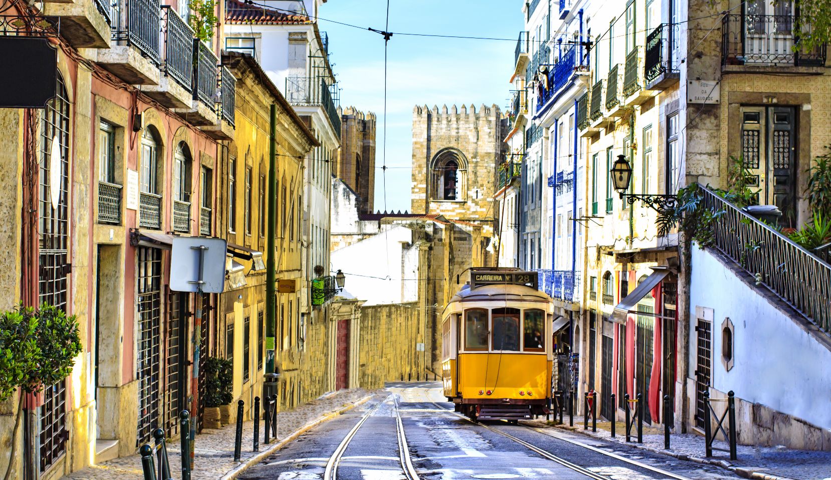 ship cruise lisbon